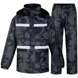 Conjunto impermeable camuflado